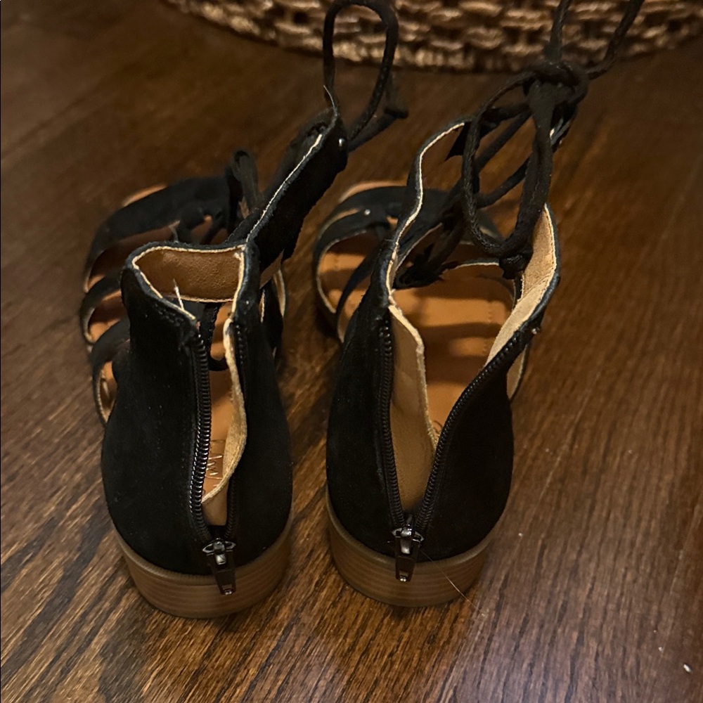 Crown Vintage Black Strappy Sandals - Picture 5 of 12